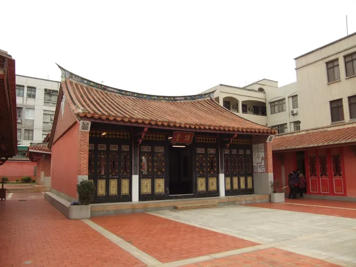 浯江書院內朱子祠紅磚建築實景